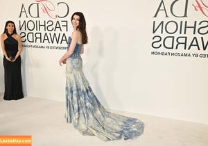 Anne Hathaway фото #0532