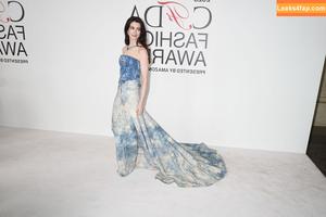 Anne Hathaway фото #0534