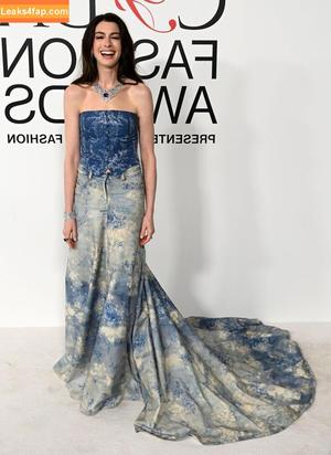 Anne Hathaway фото #0538