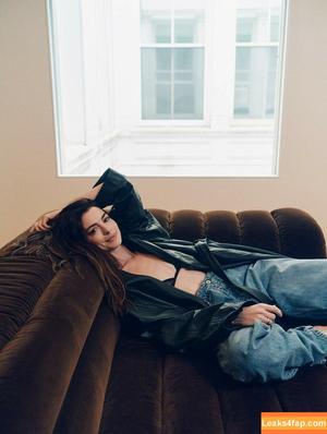 Anne Hathaway фото #0557