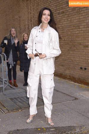 Anne Hathaway фото #0650