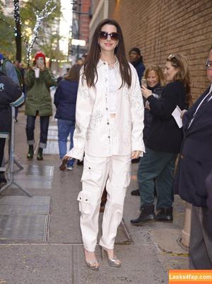 Anne Hathaway фото #0663