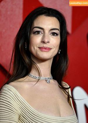 Anne Hathaway фото #0699
