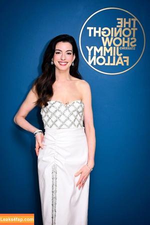 Anne Hathaway фото #0752