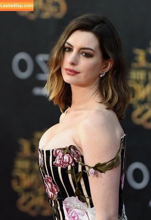 Anne Hathaway фото #0765