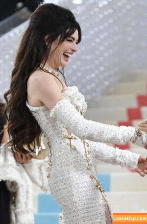 Anne Hathaway фото #0774