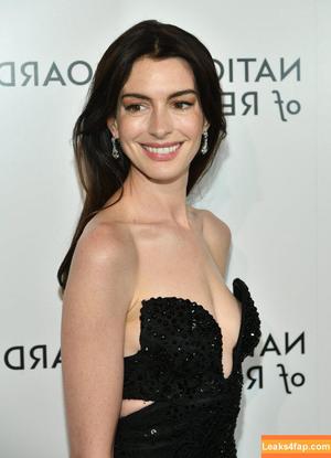 Anne Hathaway фото #0833