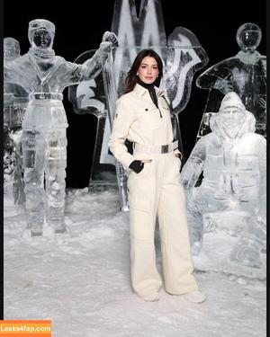 Anne Hathaway фото #0897