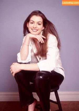 Anne Hathaway фото #0903