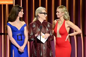 Anne Hathaway фото #0934