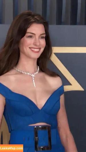 Anne Hathaway фото #0936