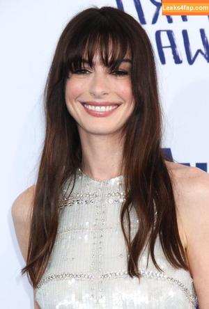 Anne Hathaway фото #0984