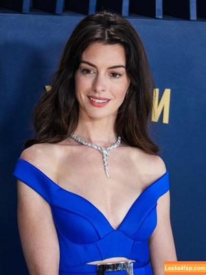 Anne Hathaway фото #0999
