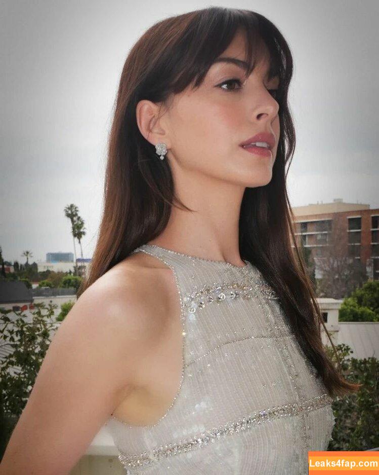 Anne Hathaway / ahathawaynews / annehathaway / heatherannie слитое фото фото #1002