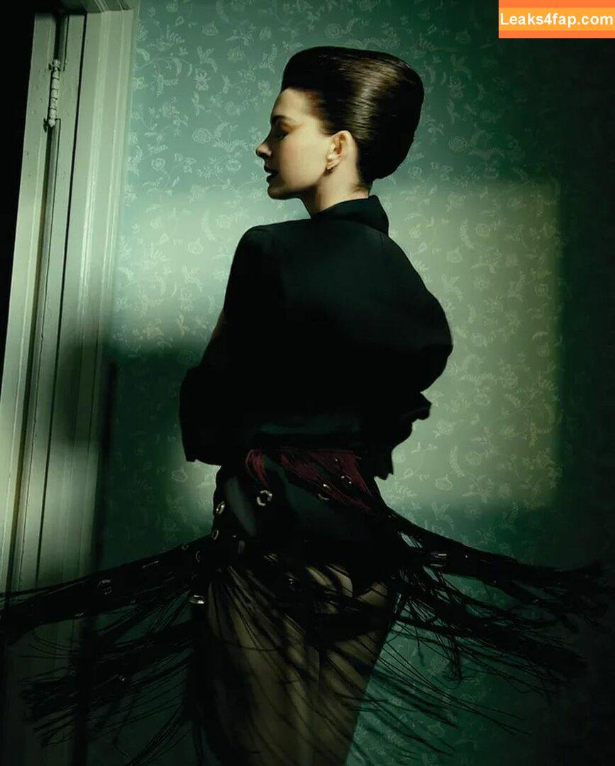 Anne Hathaway / ahathawaynews / annehathaway / heatherannie слитое фото фото #1095