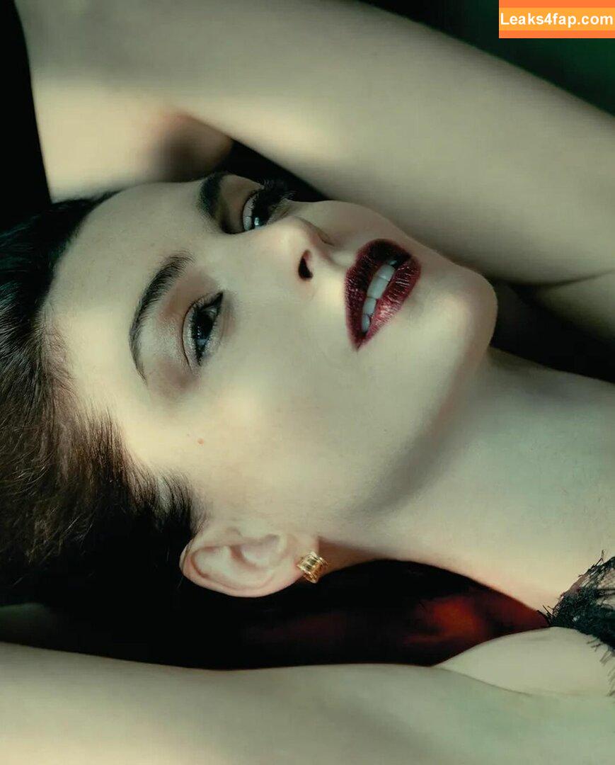 Anne Hathaway / ahathawaynews / annehathaway / heatherannie слитое фото фото #1100