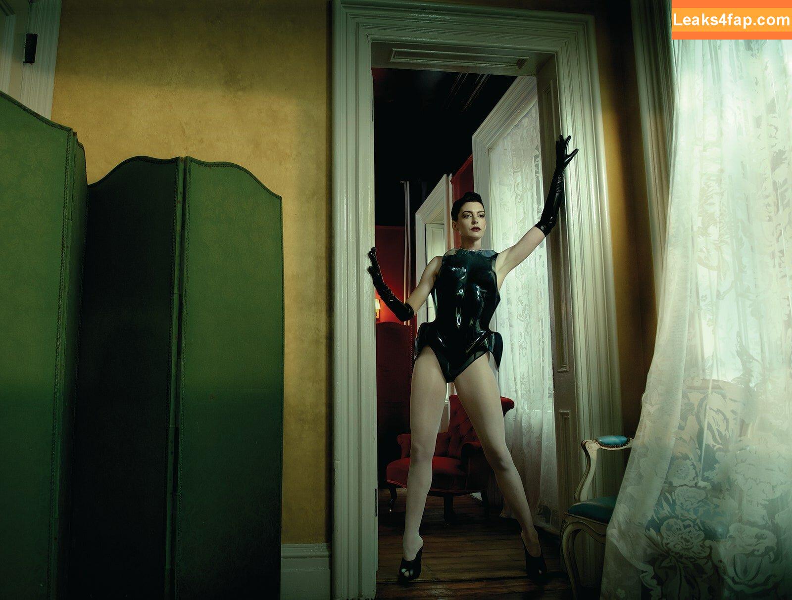 Anne Hathaway / ahathawaynews / annehathaway / heatherannie слитое фото фото #1104