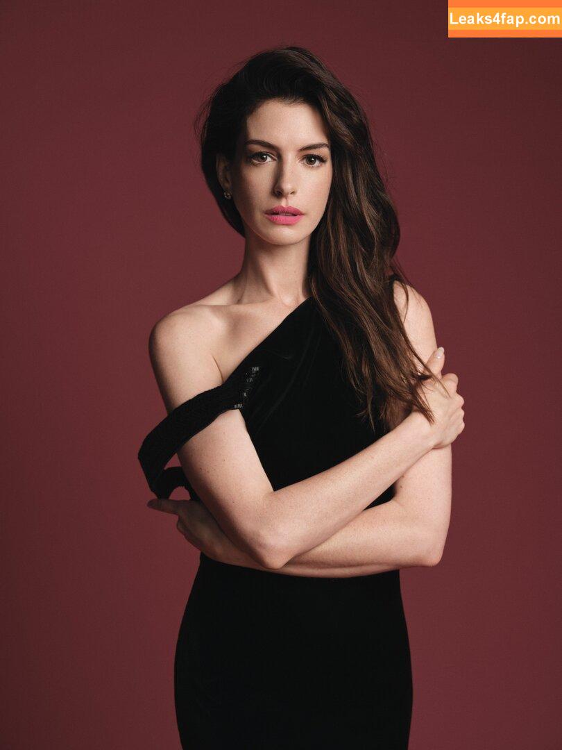 Anne Hathaway / ahathawaynews / annehathaway / heatherannie слитое фото фото #1125