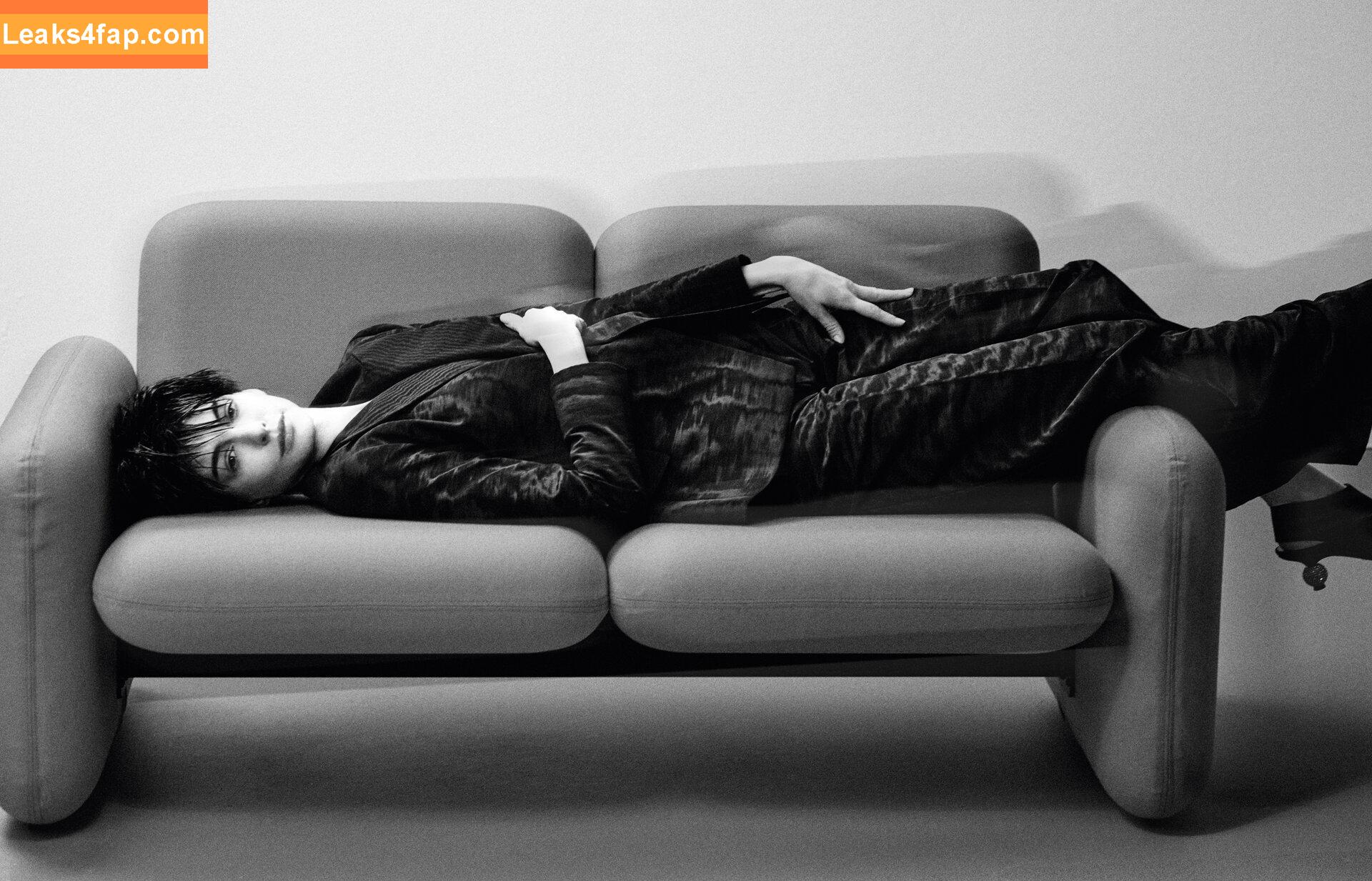 Anne Hathaway / ahathawaynews / annehathaway / heatherannie слитое фото фото #1129