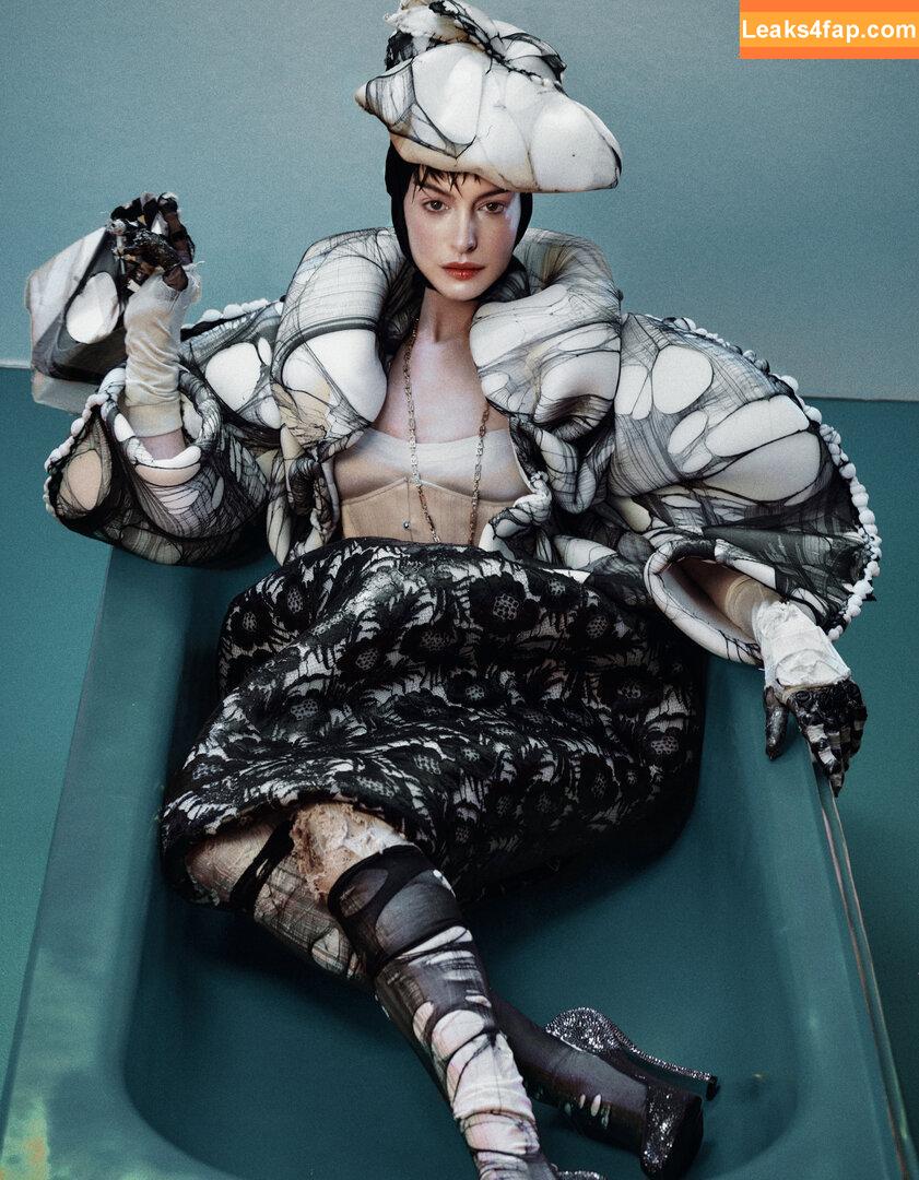 Anne Hathaway / ahathawaynews / annehathaway / heatherannie слитое фото фото #1130