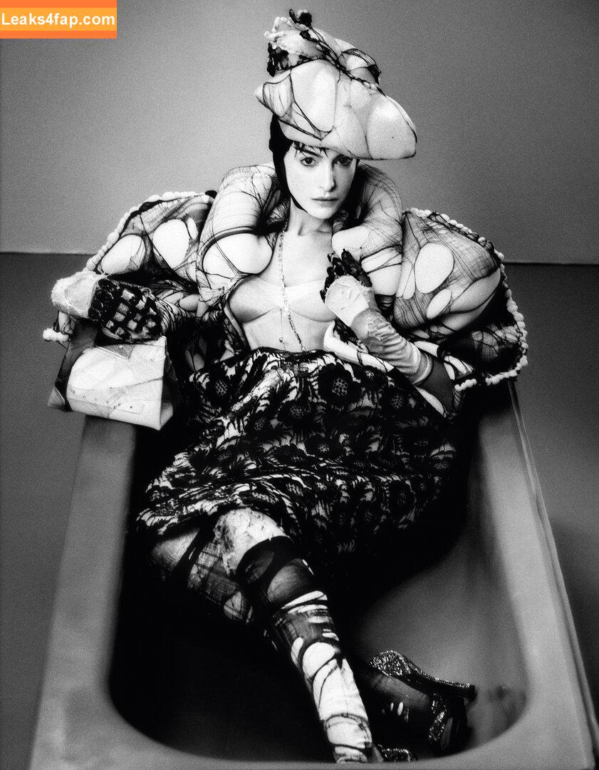 Anne Hathaway / ahathawaynews / annehathaway / heatherannie слитое фото фото #1131