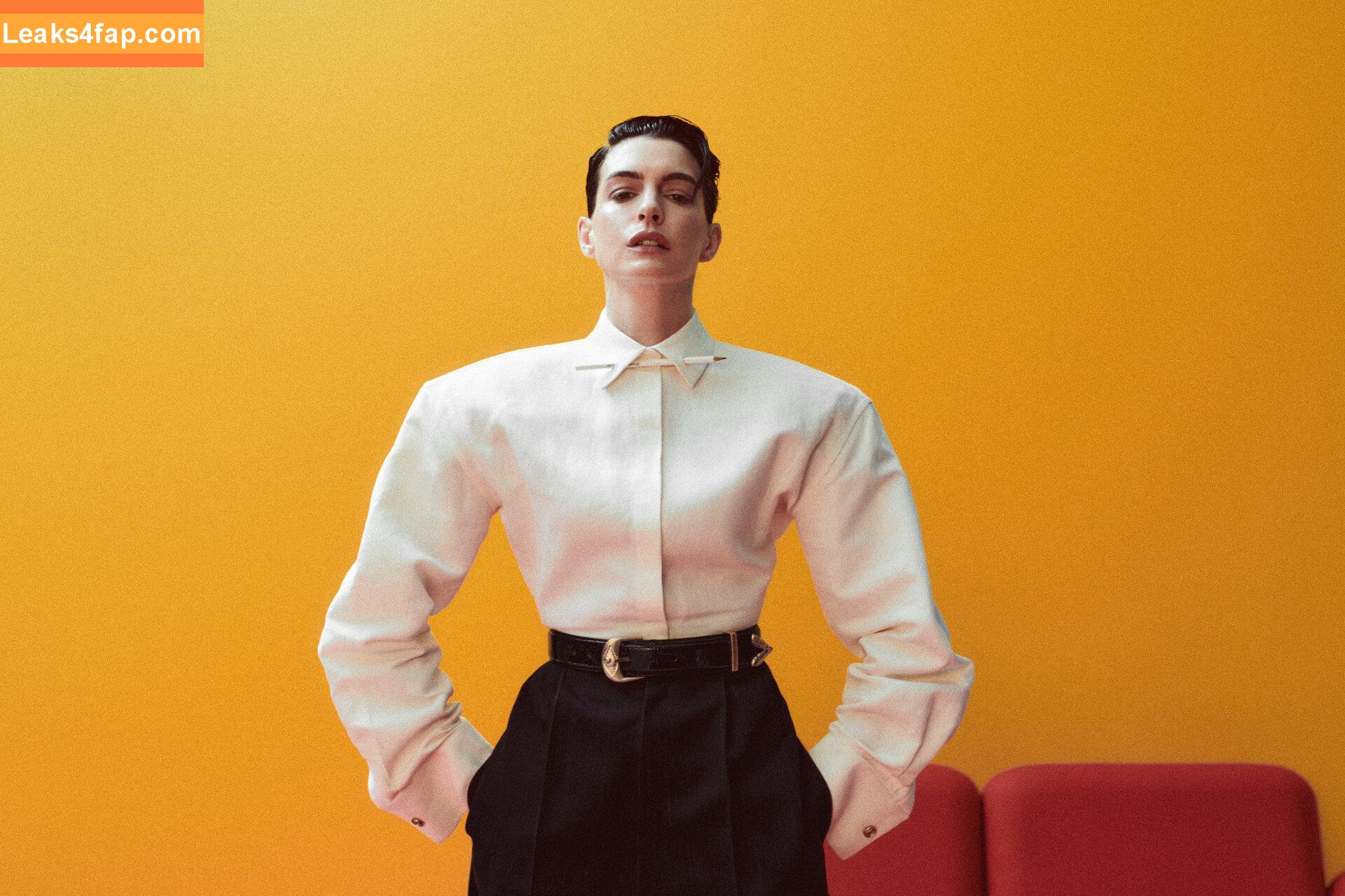 Anne Hathaway / ahathawaynews / annehathaway / heatherannie слитое фото фото #1136