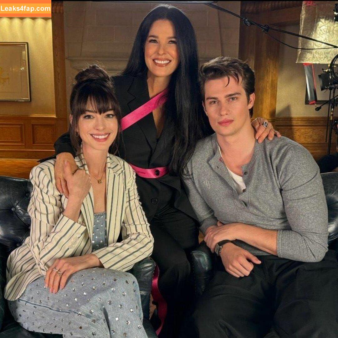 Anne Hathaway / ahathawaynews / annehathaway / heatherannie слитое фото фото #1139