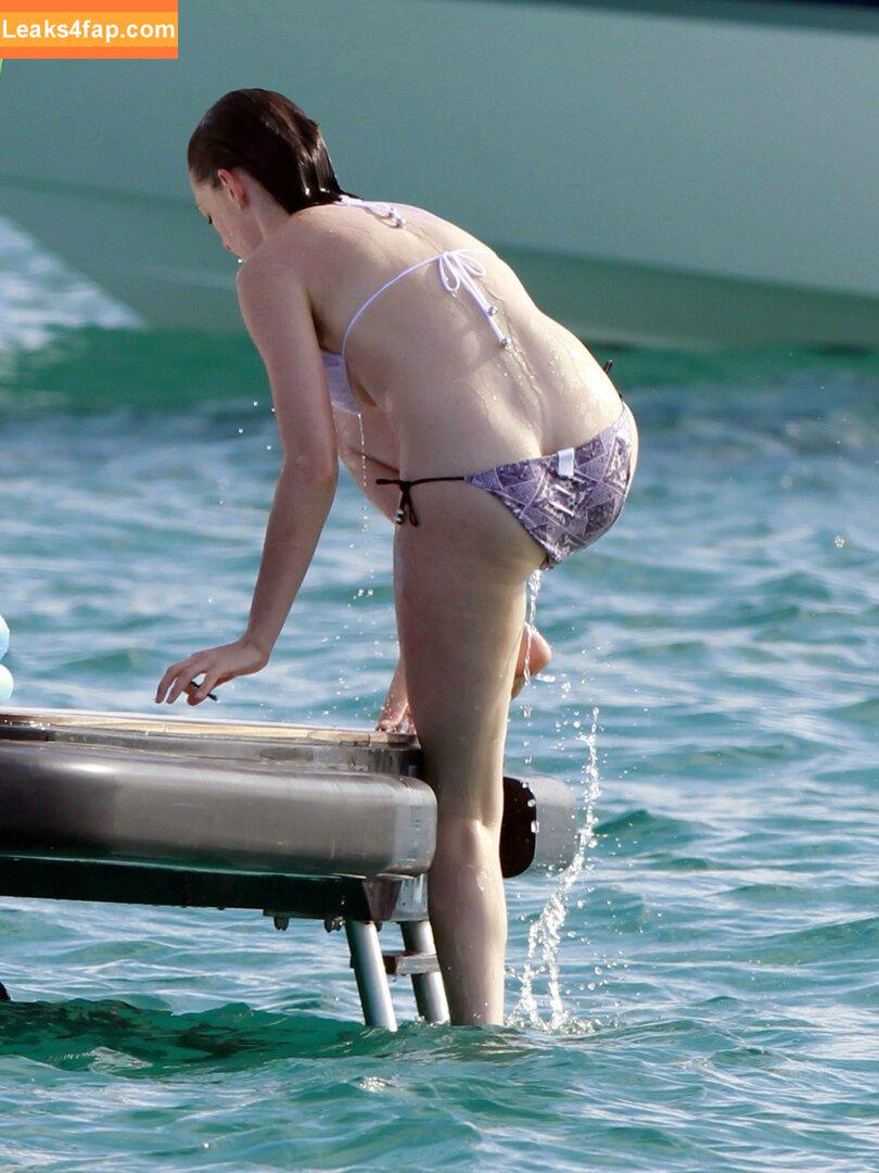 Anne Hathaway / ahathawaynews / annehathaway / heatherannie слитое фото фото #1142