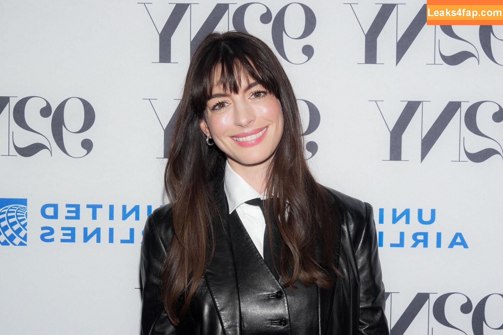 Anne Hathaway / ahathawaynews / annehathaway / heatherannie слитое фото фото #1259