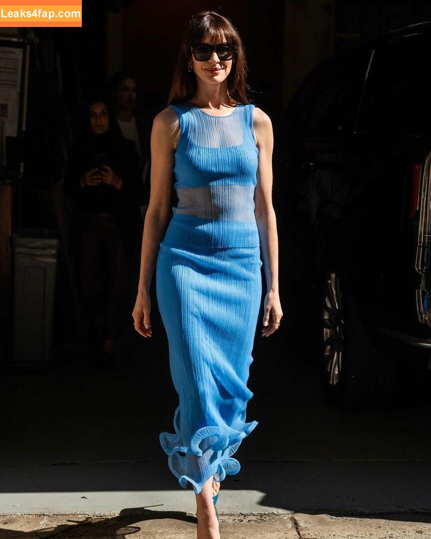 Anne Hathaway / ahathawaynews / annehathaway / heatherannie слитое фото фото #1282