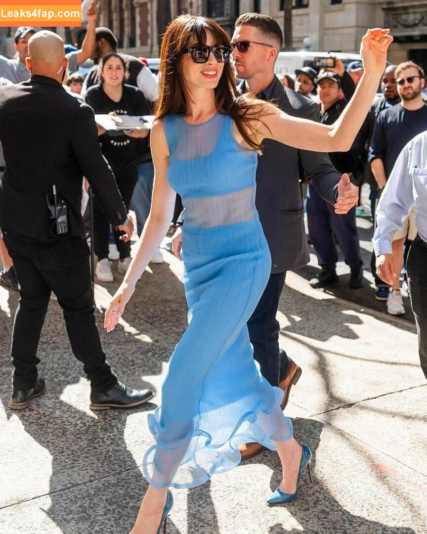 Anne Hathaway / ahathawaynews / annehathaway / heatherannie слитое фото фото #1284