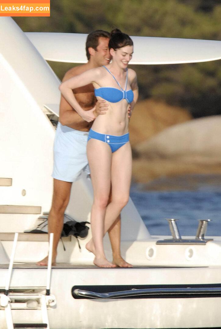 Anne Hathaway / ahathawaynews / annehathaway / heatherannie слитое фото фото #1340