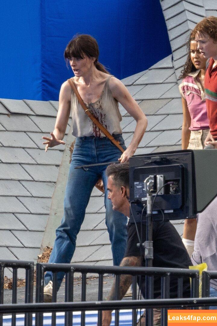 Anne Hathaway / ahathawaynews / annehathaway / heatherannie слитое фото фото #1419