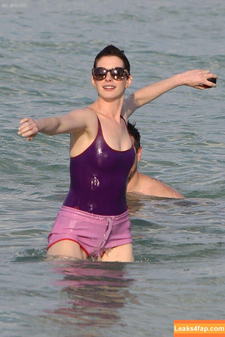 Anne Hathaway / ahathawaynews / annehathaway / heatherannie слитое фото фото #1444