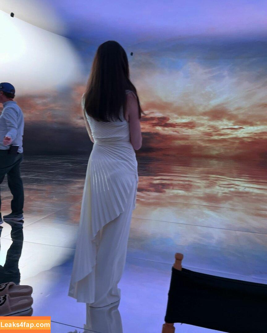 Anne Hathaway / ahathawaynews / annehathaway / heatherannie слитое фото фото #1455