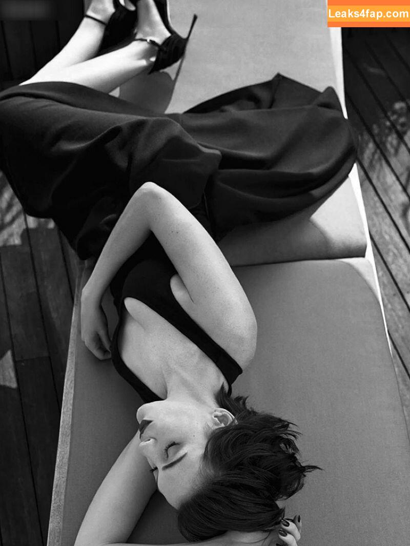 Anne Hathaway / ahathawaynews / annehathaway / heatherannie слитое фото фото #1517