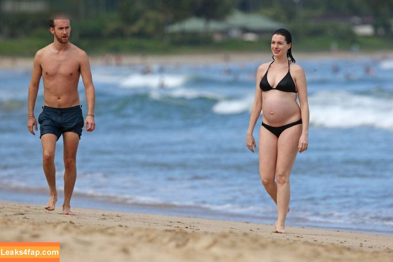 Anne Hathaway / ahathawaynews / annehathaway / heatherannie слитое фото фото #1593