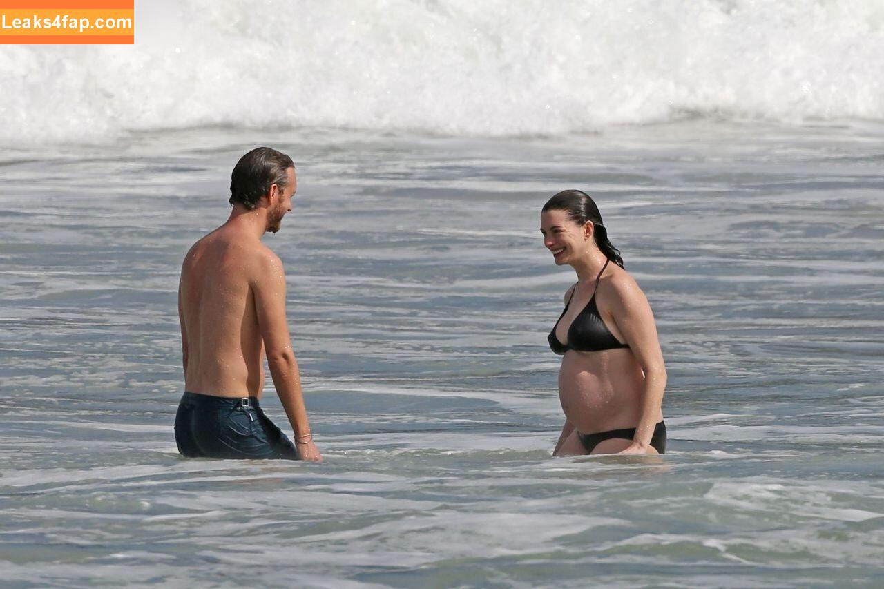 Anne Hathaway / ahathawaynews / annehathaway / heatherannie слитое фото фото #1602