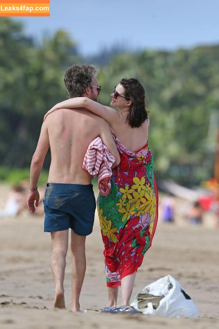 Anne Hathaway / ahathawaynews / annehathaway / heatherannie слитое фото фото #1607