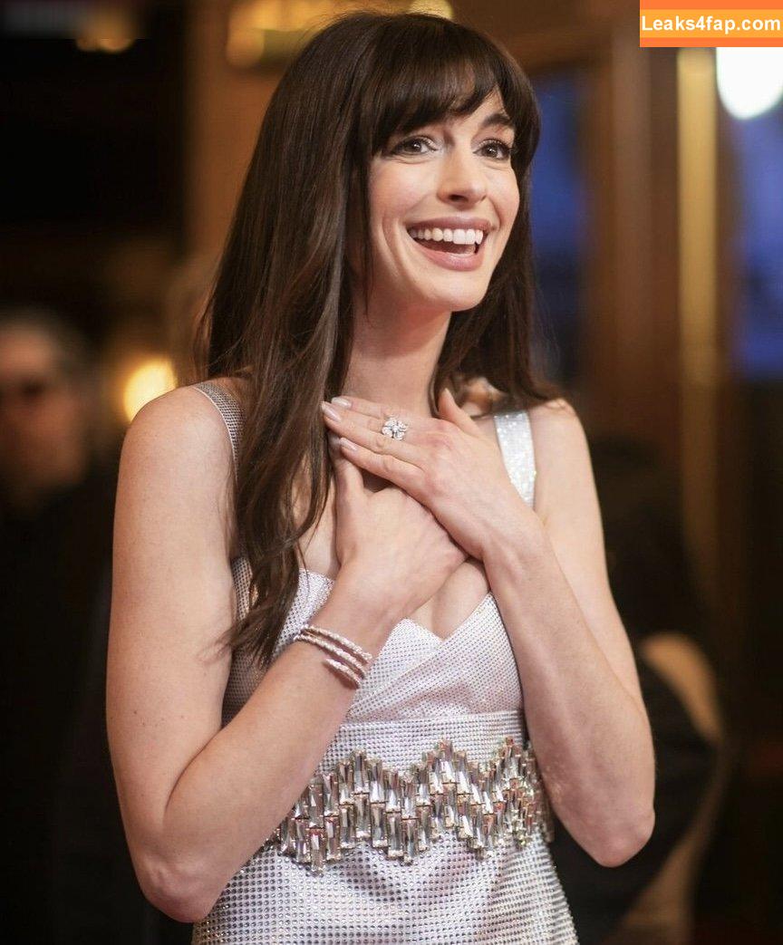 Anne Hathaway / ahathawaynews / annehathaway / heatherannie слитое фото фото #1650