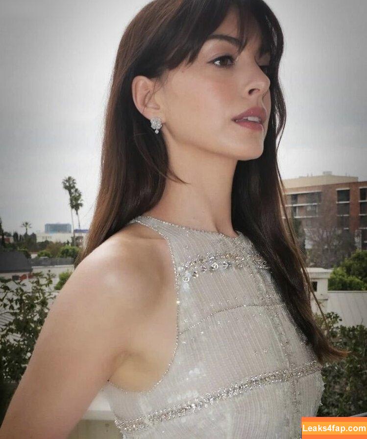 Anne Hathaway / ahathawaynews / annehathaway / heatherannie слитое фото фото #1655