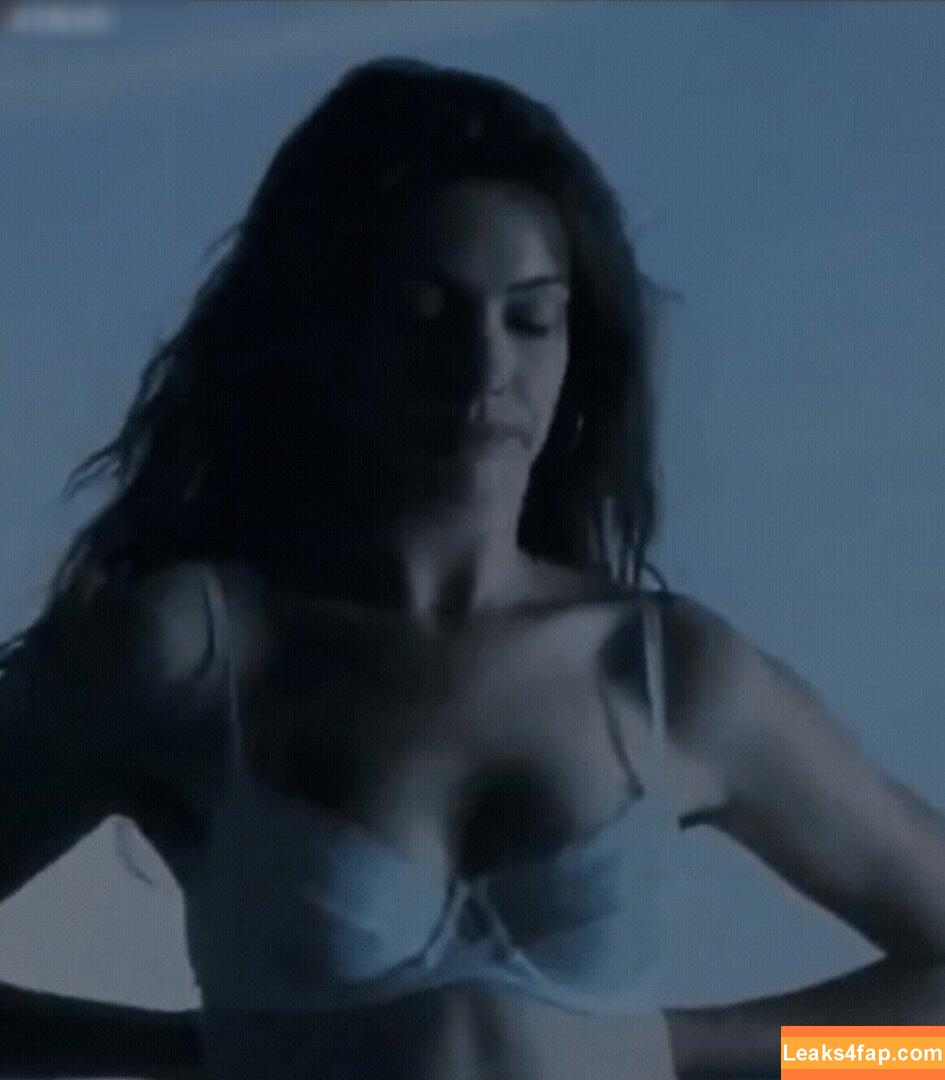 Anne Hathaway / ahathawaynews / annehathaway / heatherannie слитое фото фото #1692