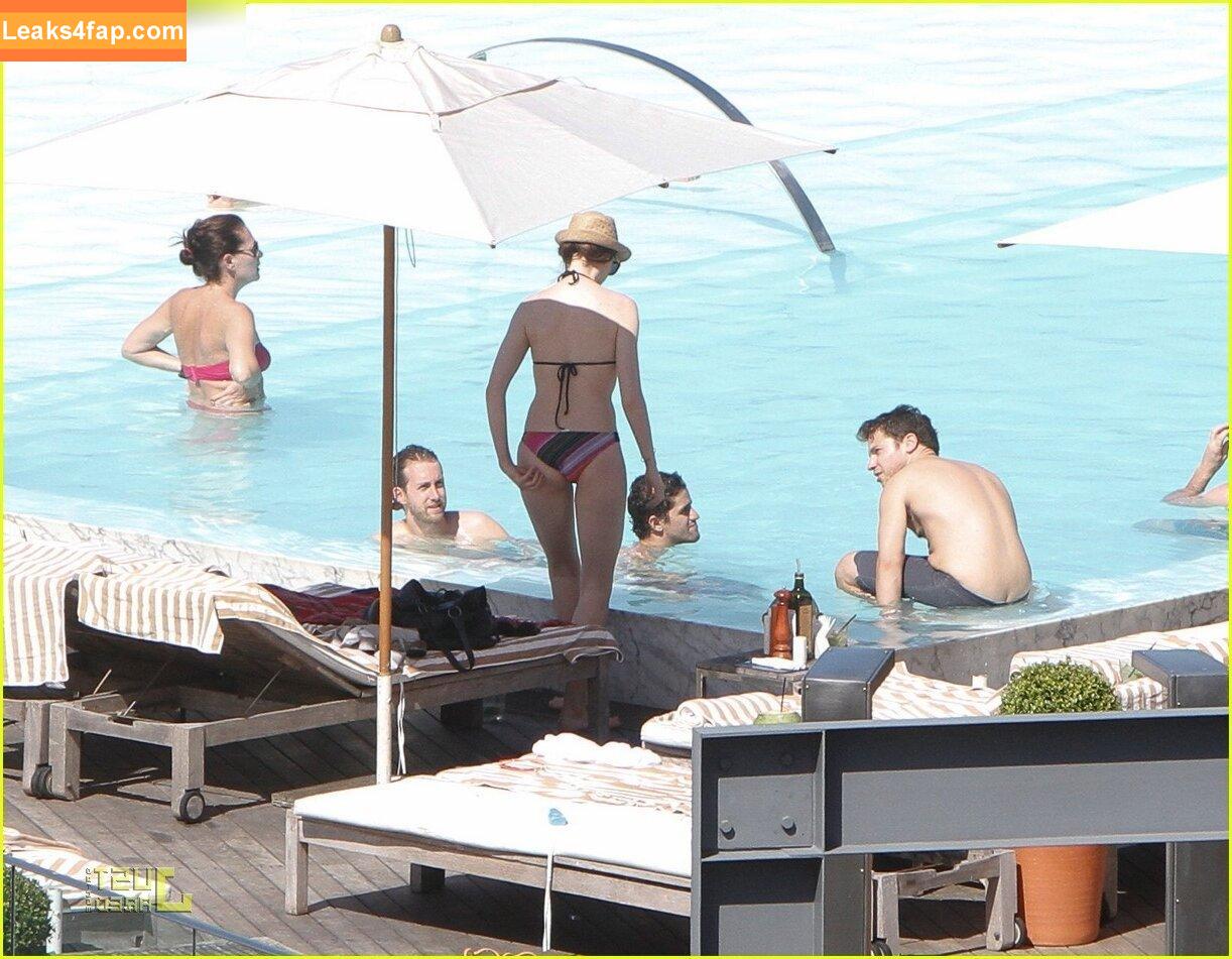 Anne Hathaway / ahathawaynews / annehathaway / heatherannie слитое фото фото #1722