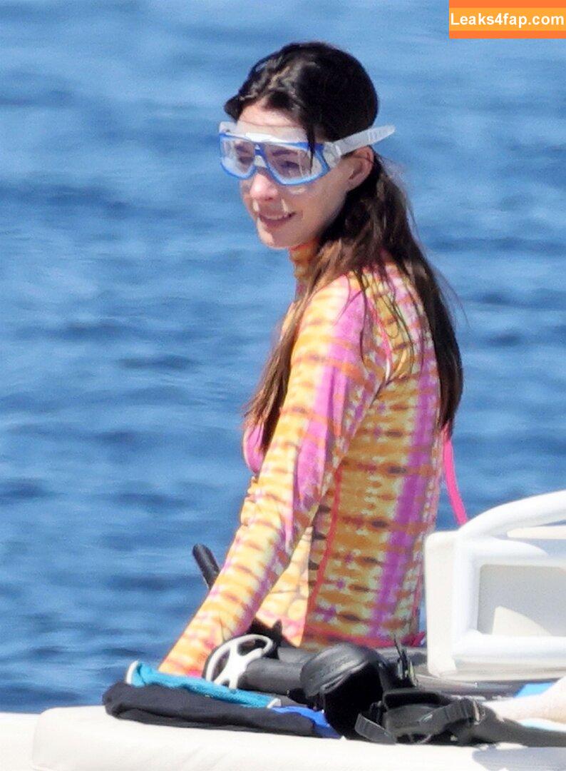 Anne Hathaway / ahathawaynews / annehathaway / heatherannie leaked photo photo #1740