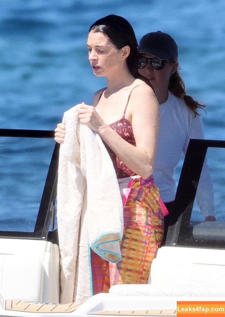 Anne Hathaway / ahathawaynews / annehathaway / heatherannie leaked photo photo #1759