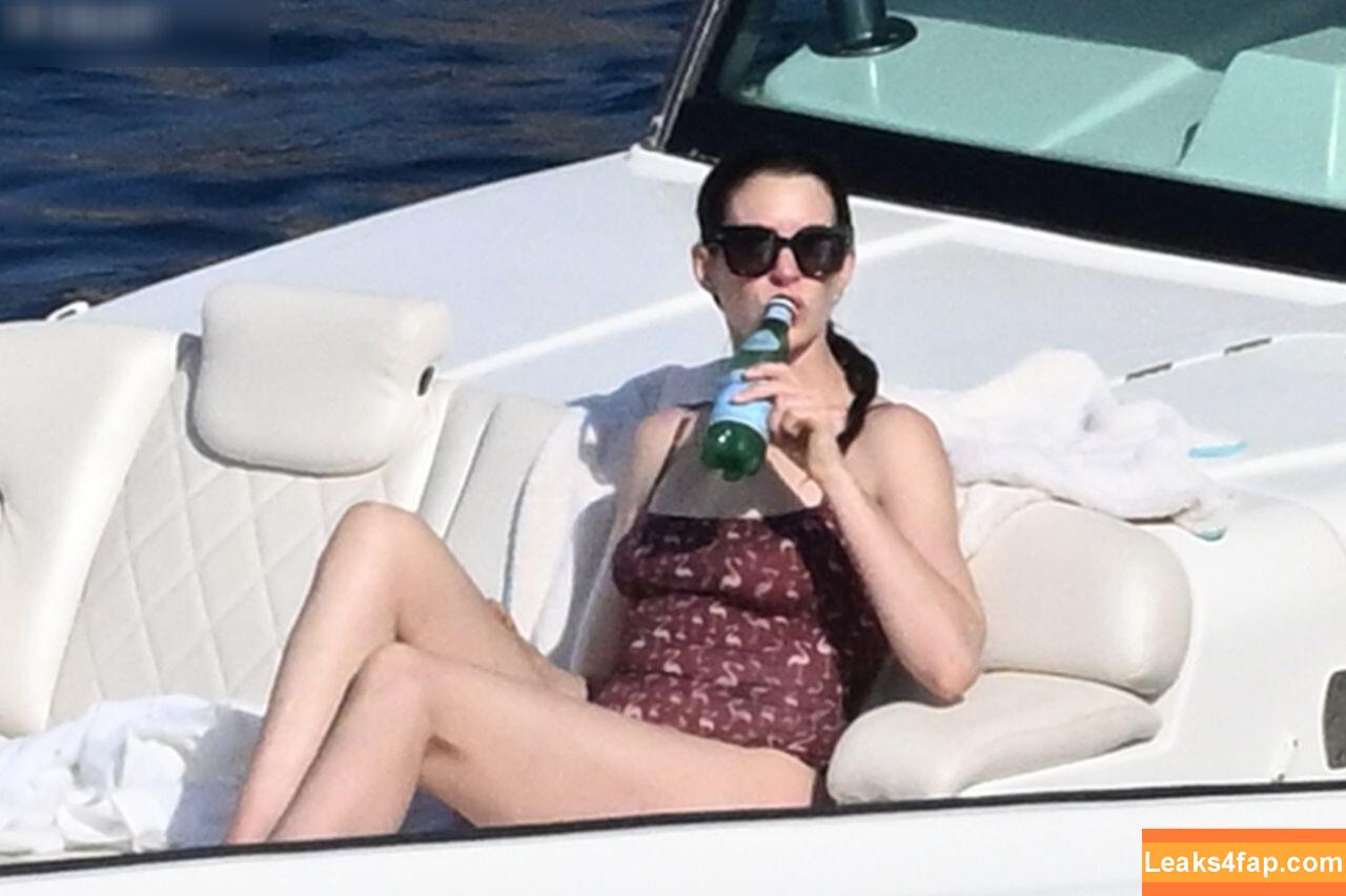 Anne Hathaway / ahathawaynews / annehathaway / heatherannie leaked photo photo #1773