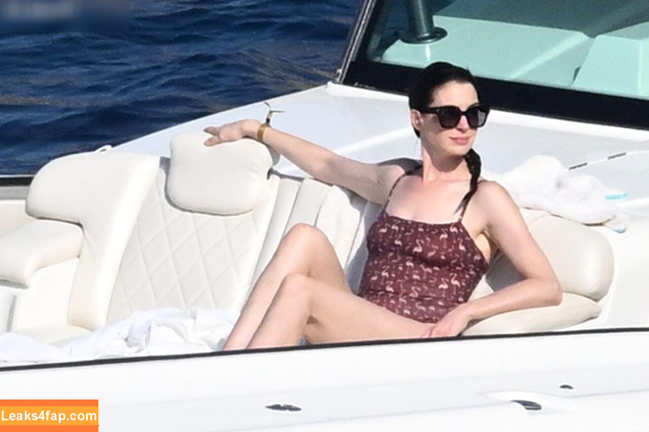 Anne Hathaway / ahathawaynews / annehathaway / heatherannie leaked photo photo #1774