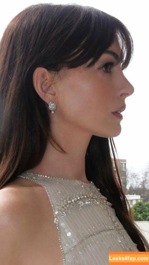 Anne Hathaway фото #1005