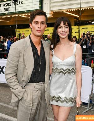 Anne Hathaway фото #1028