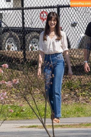 Anne Hathaway фото #1064